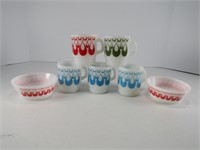 5- FIRE KING VINTAGE COFFEE MUGS W/TWO BOWLS