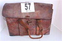 Vintage Doctor or Mail Bag Pouch (U231)
