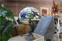 STAINED GLASS SHADE LAMP