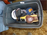 TOTE OF NEW NASCAR HATS