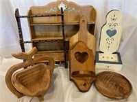 Wood Decorative Items (7)