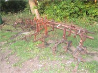 IH FRONT MOUNT CULTIVATOR