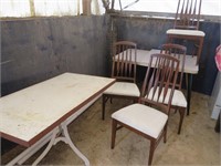 Kitchen Table, 50x35x29,  With A 12" Leaf 4 Chairs