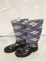 WOMENS BOOTS SIZE 38