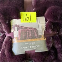 berkshire faux fur throw