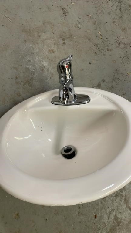 Augusta Bathroom Sink