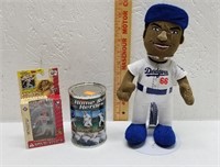 Juan Gonzalez Figure in Package  #66 Dodgers