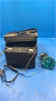 Vintage Polaroid camera n carrying case