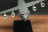 U.S. Air Force C-17 Globemaster 1/164 Scale Model