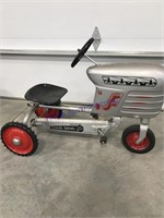 '50's Murry tin pedal tractor