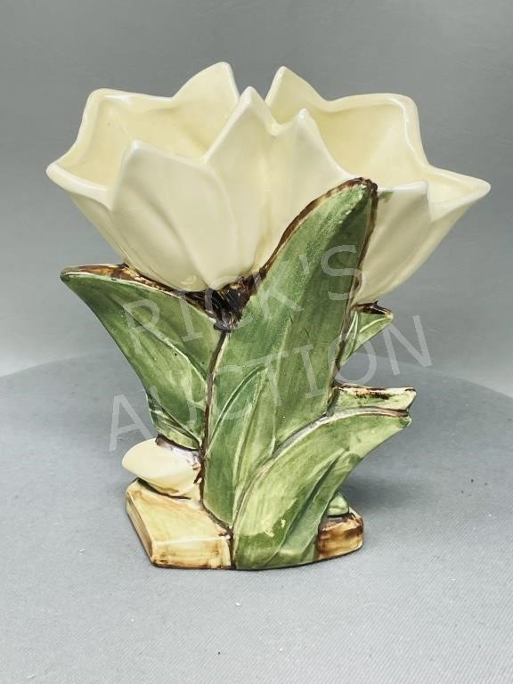 vintage McCoy tulip vase - 8" tall