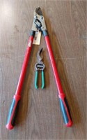 BRANCH TRIMMERS AND GREEN HANDLE NIPPERS