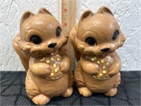 Vintage Winton Twin Laughing Squirrels S