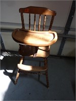 VINTAGE WOOD HIGH CHAIR