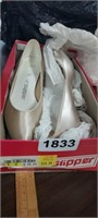 LADIES SHOES SIZE 8, GENTLY USED