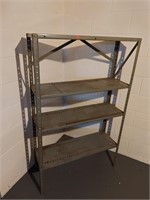 58x36in metal shelf