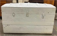 Painted Dome Top Trunk w/Till
