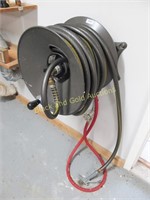 Wall Mount Hose Reel With Hose