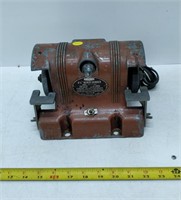 vintage grinder - working condition