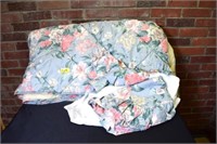 Full Flower Bedding (comforter, shams & dust