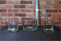 Set of 3 Glass table vase