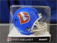 Denver Broncos Mini Helm Signed By Randy Gradishar