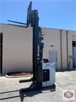 Nissan/Unicarriers Double Reach Forklift