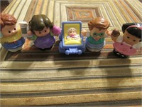 Fisher Price Little People Family Lot