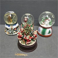 Christmas Snow Globes Music Boxes