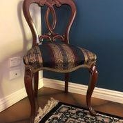 SET OF 8 VICTORIAN STYLE DINING CHAIRS