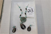 NECKLACE AND EARRING SET