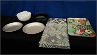 Box Plastic Place Mats, 2 Tin Pans, Sifters