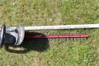 Electric hedge trimmer