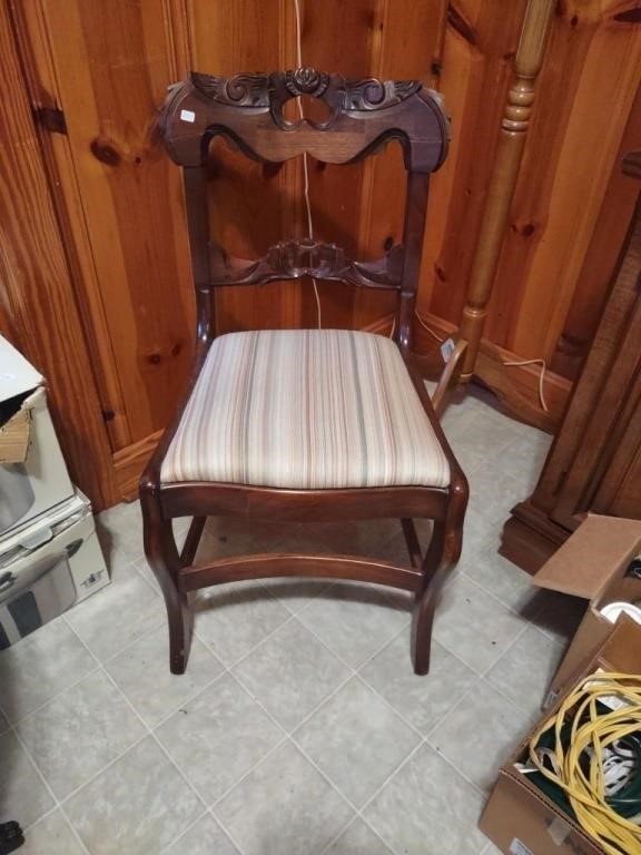 Carved wood parlor chair. 17" W, 17" D, 32.5" T.