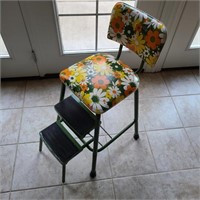 Retro Flower Stepstool / Chair