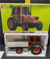Diapet Kubota tractor in box