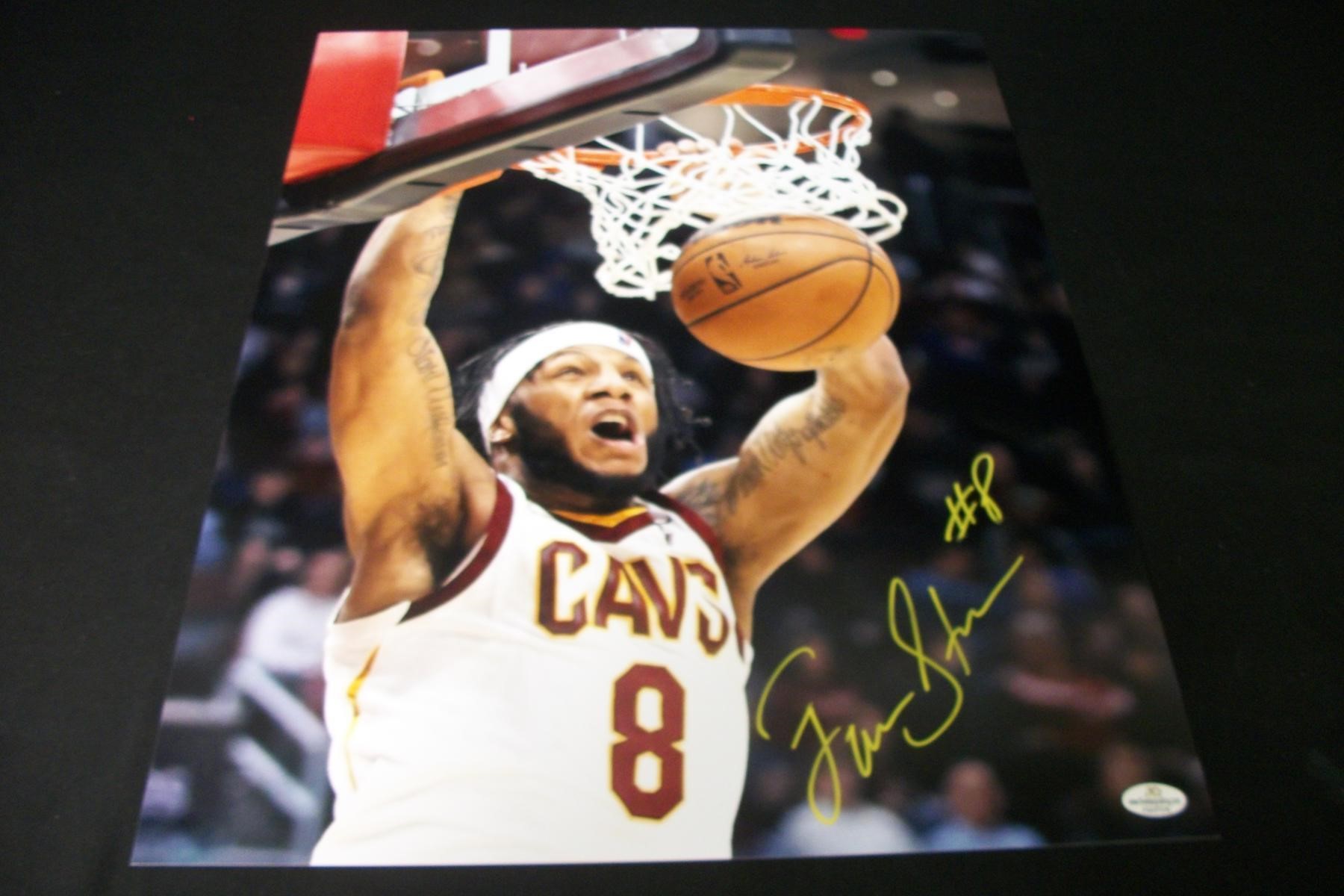 CAVS LAMAR STEVENS SIGNED 16X20 PHOTO COA