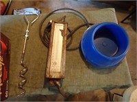 Heated Dog Dish, Dog Tie Out Stake, Hanson Hanging