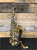 Yamaha YAS-26 Standard E-Flat Alto Saxophone