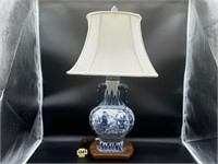Blue & White Asian Cermaic Vase Lamp