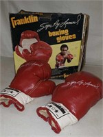 Franklin  Sugar Ray Leonard boxing gloves with Box