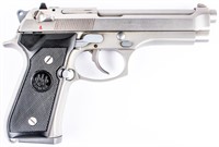 Gun Beretta 92 FS in 9 MM Semi Auto Pistol