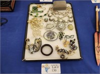 AN ASSORTMENT OF COSTUME JEWELRY