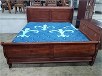 SOLID WOOD KING SIZE SLEIGH BED WITH RAILS
