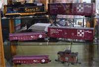 6x$ - G-Scale Railroad cars including engine, cabo