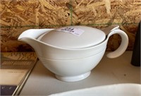 Serving Bowl with Lid