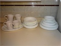 Corelle 5 pc. place setting service for 8 w/6