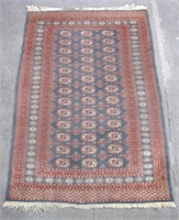 RED/WHITE/BLUE PATTERNED AREA RUG NO TAG