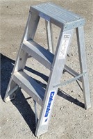 Columbis 2-Step Step Ladder