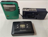 3 Sony Walkmans